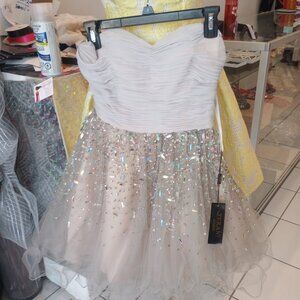 NWT TERANI COUTURE BEADED STRAPLESS DRESS